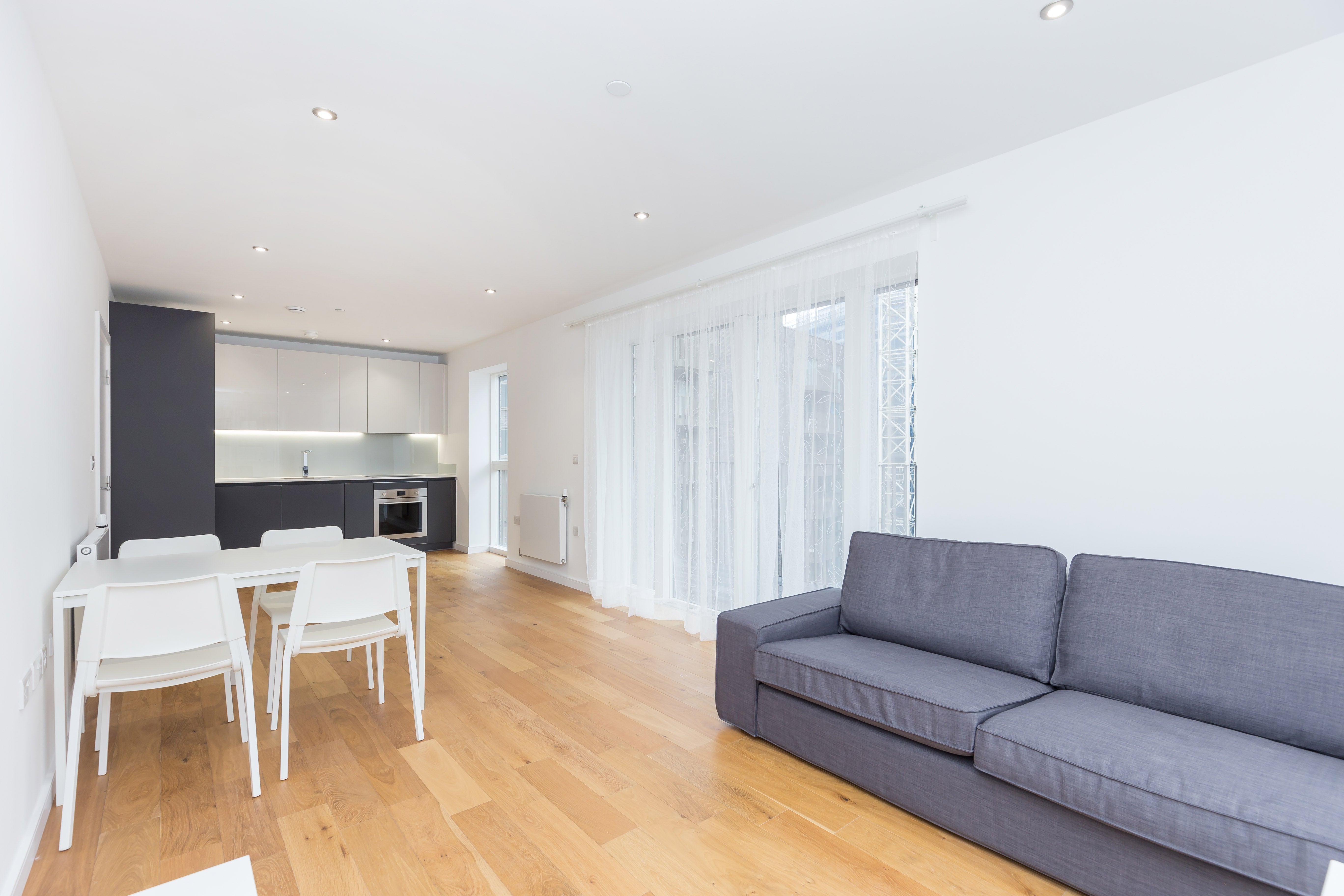 Flat Prospect Row in Greater London