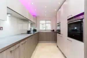 Flat Riverside Gardens in Greater London