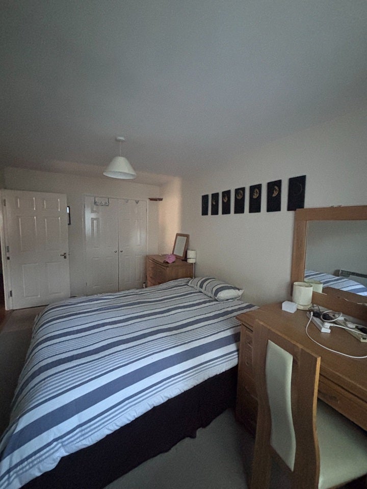 Flat Marksbury Avenue in Greater London
