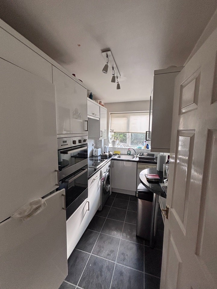 Flat Marksbury Avenue in Greater London