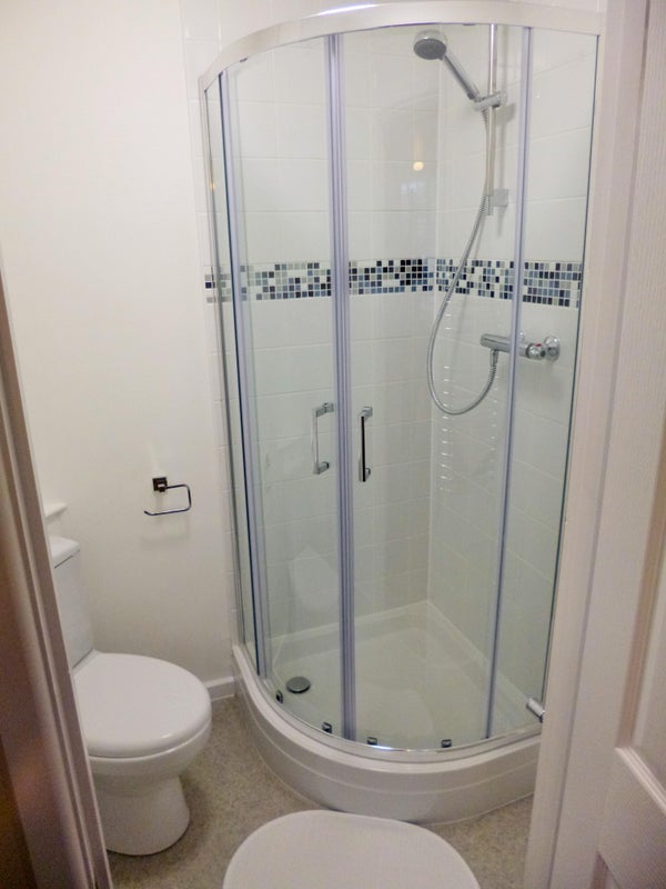 Room Mungo Park Way in Greater London