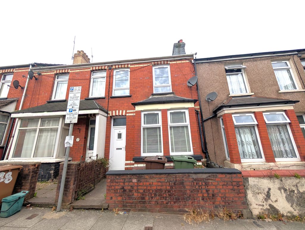 House White Street in Caerphilly