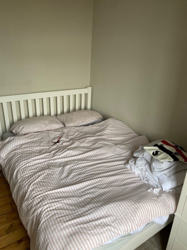 Flat Thorncliffe Road in Greater London