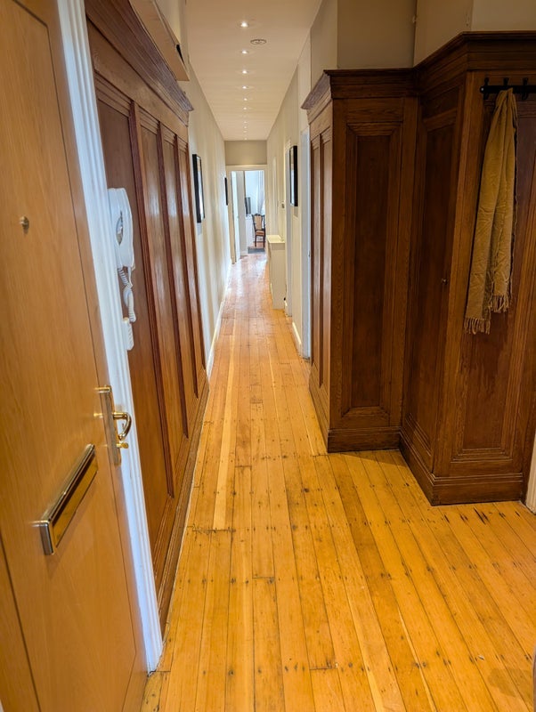 Flat Thorncliffe Road in Greater London