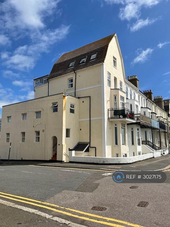 Flat West Parade in Folkestone and Hythe District