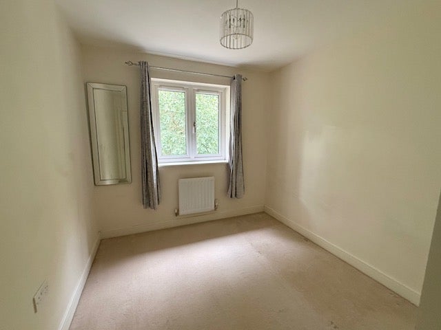 House Ruskin Grove in Maidstone