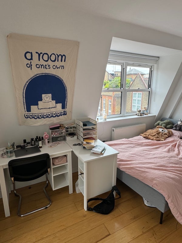 Room Dog & Duck Yard in Greater London