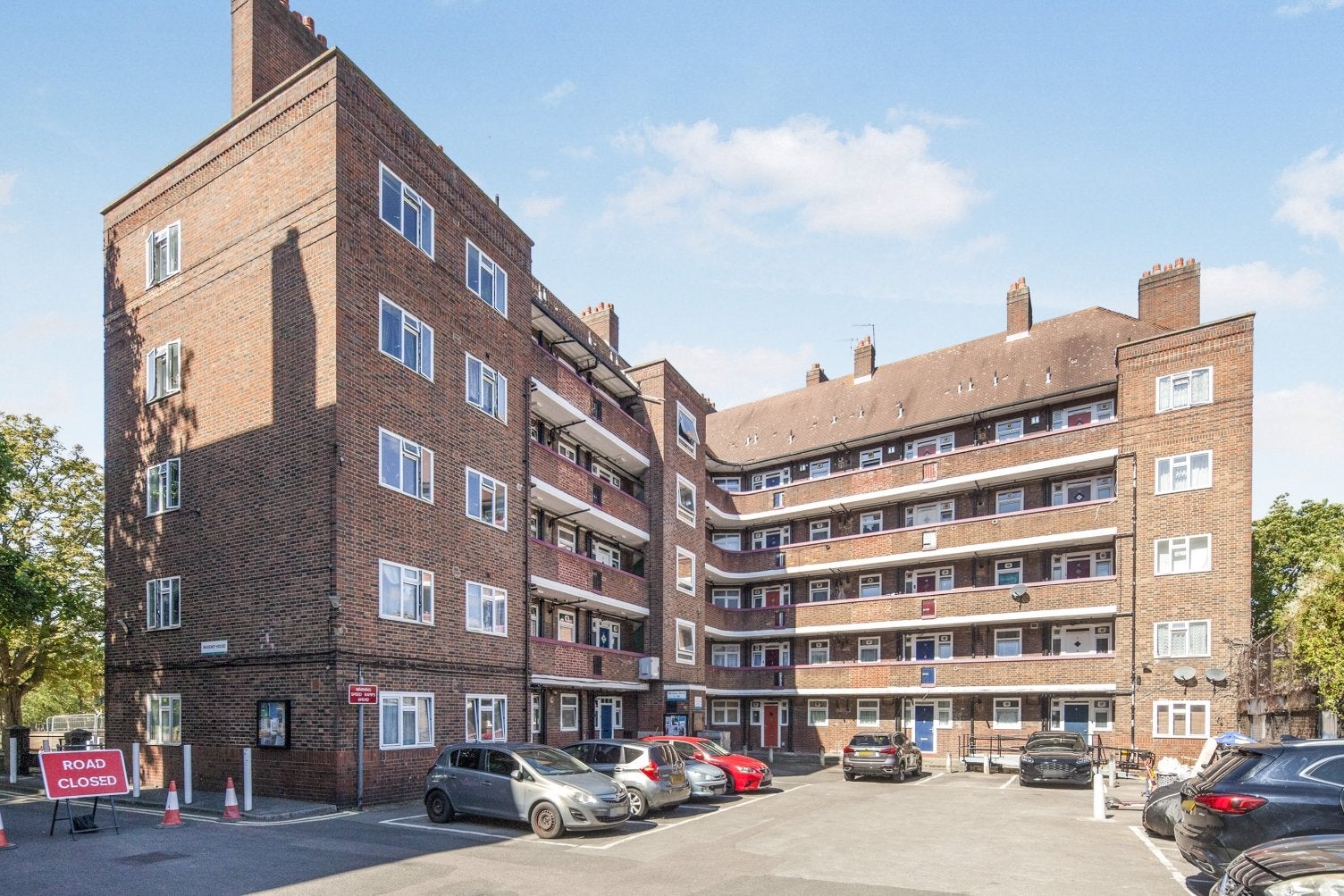 Flat Peckham Rye in Greater London