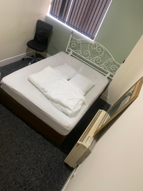 Room Granby Street in Leicester