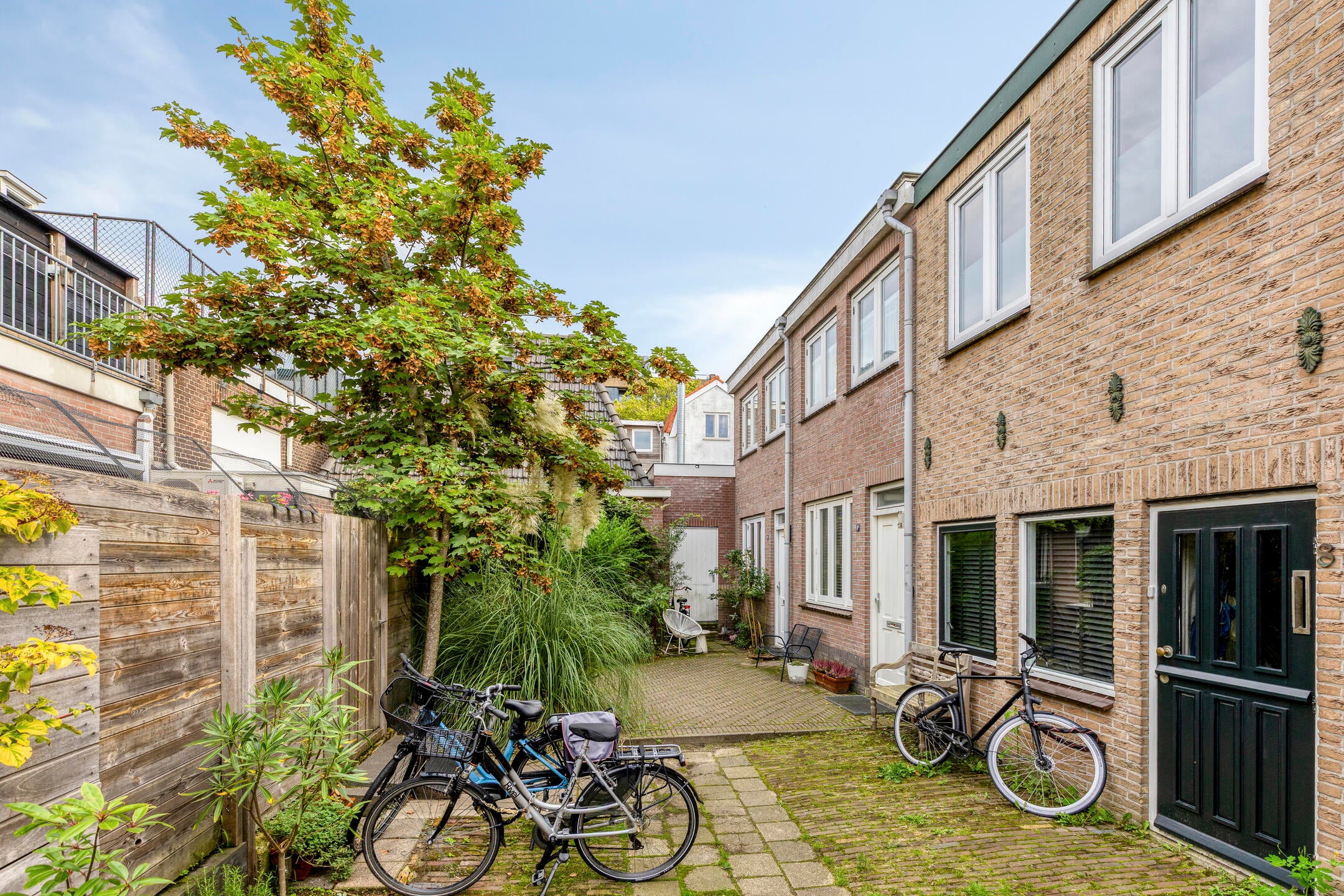 Hoekwoning te koop: Kenaustraat 8F, Haarlem
