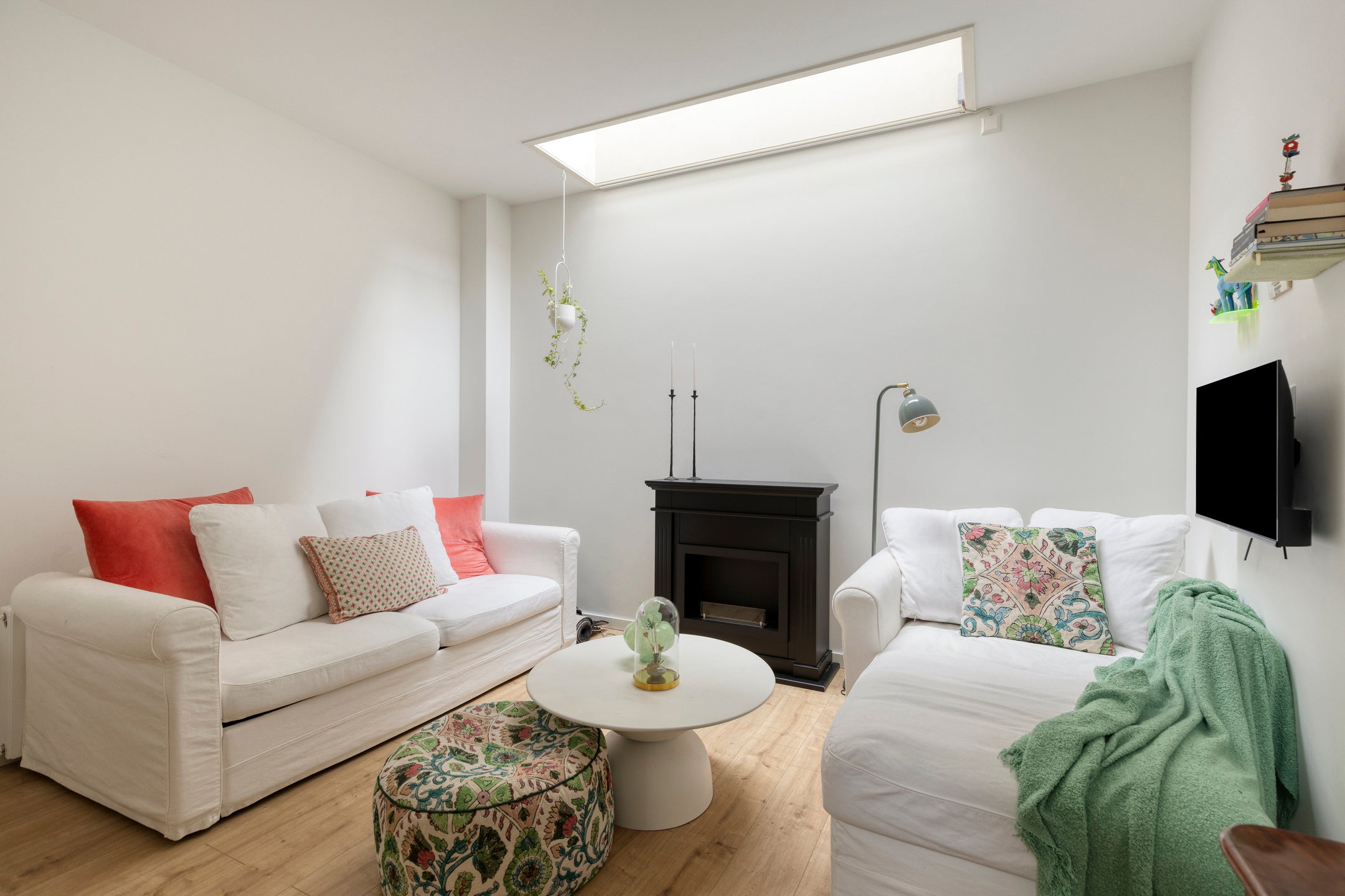 Hoekwoning te koop: Kenaustraat 8F, Haarlem