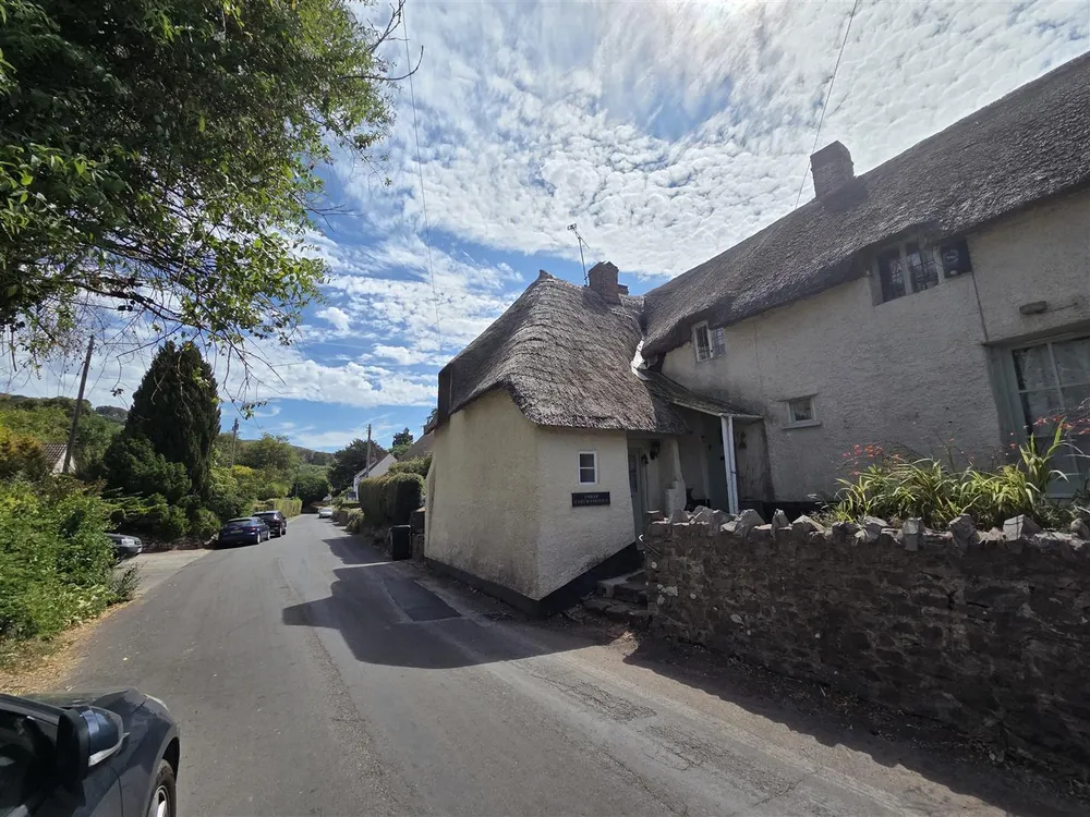 House Crowcombe Road in Taunton
