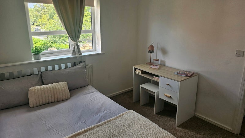 Room Canavan Way in Salford