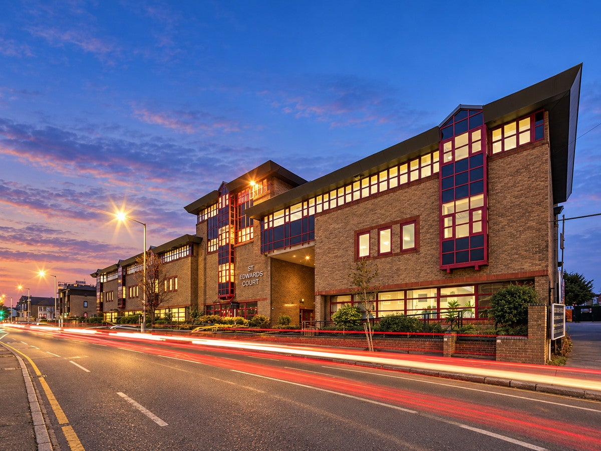 Flat London Road in Greater London