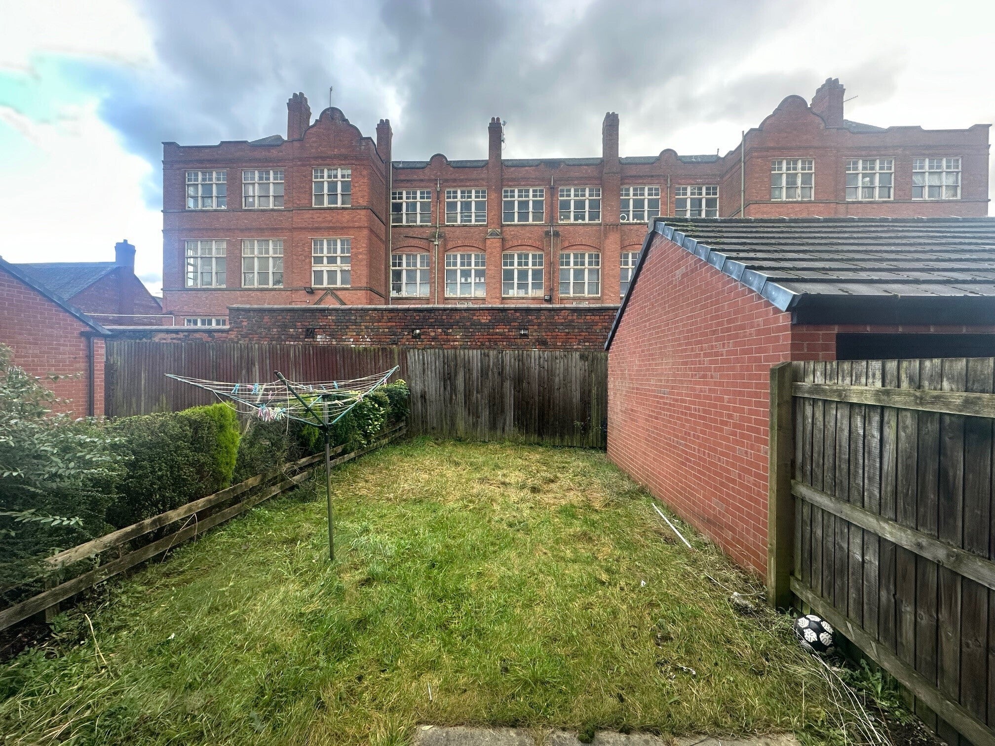 House Cherry Avenue in Manchester