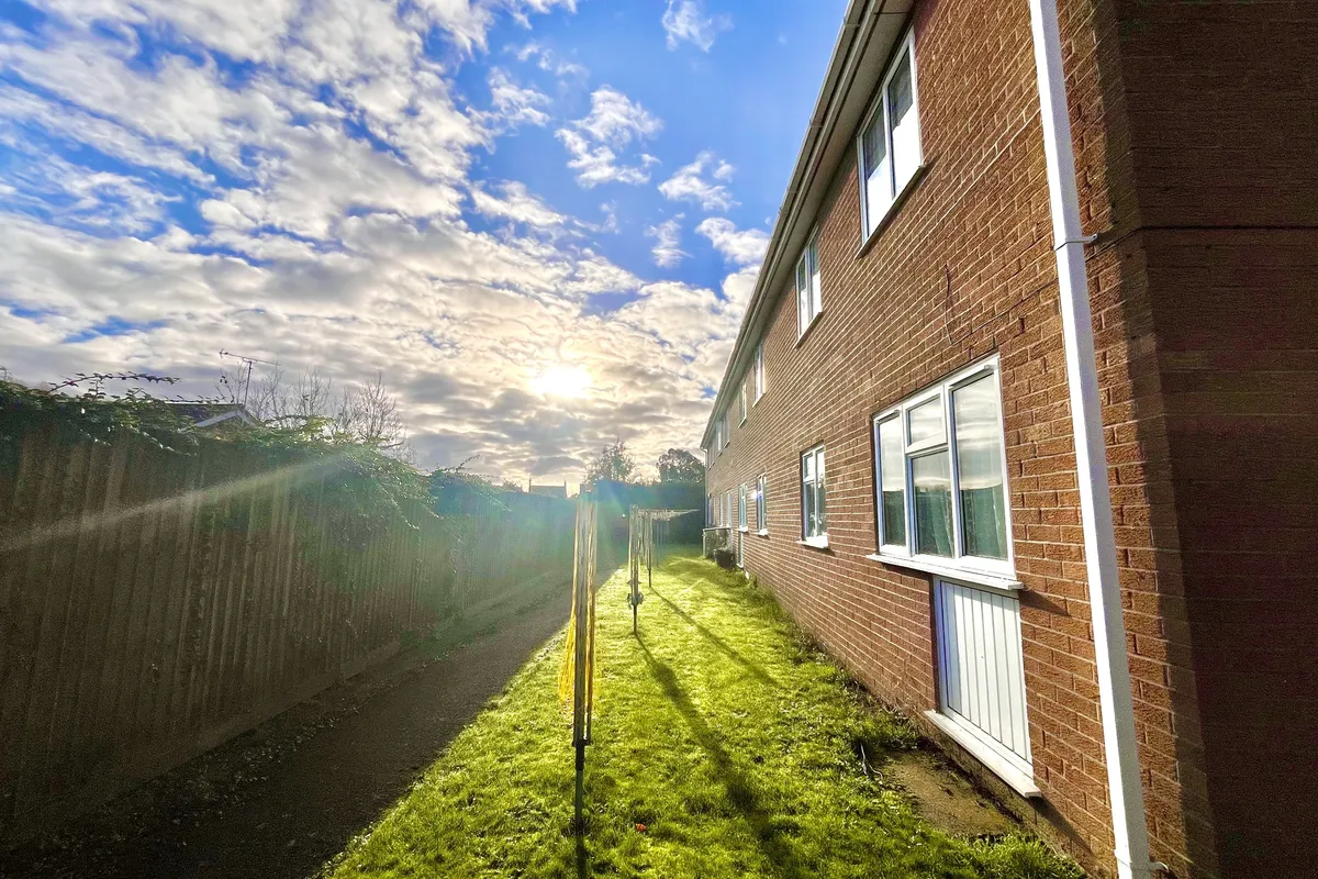 Flat St John's Chase in Fenland District
