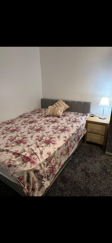 Flat Welbeck Road in Newcastle upon Tyne