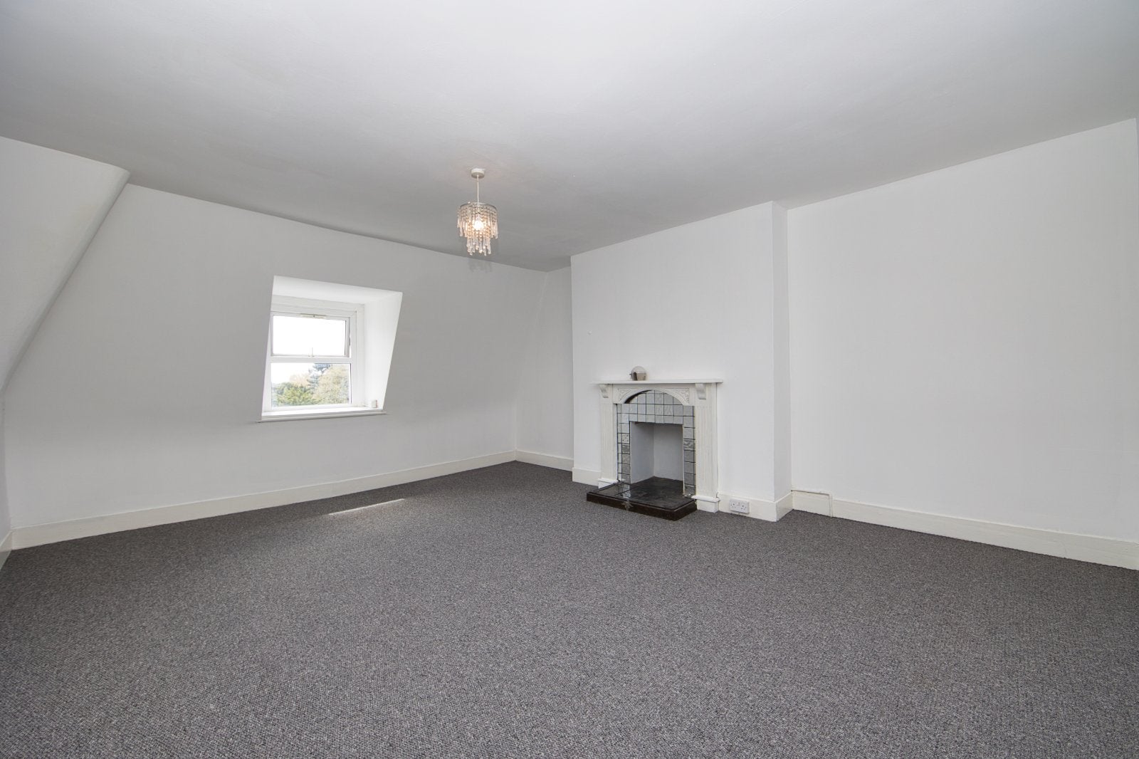Flat Augusta Gardens in Folkestone and Hythe District