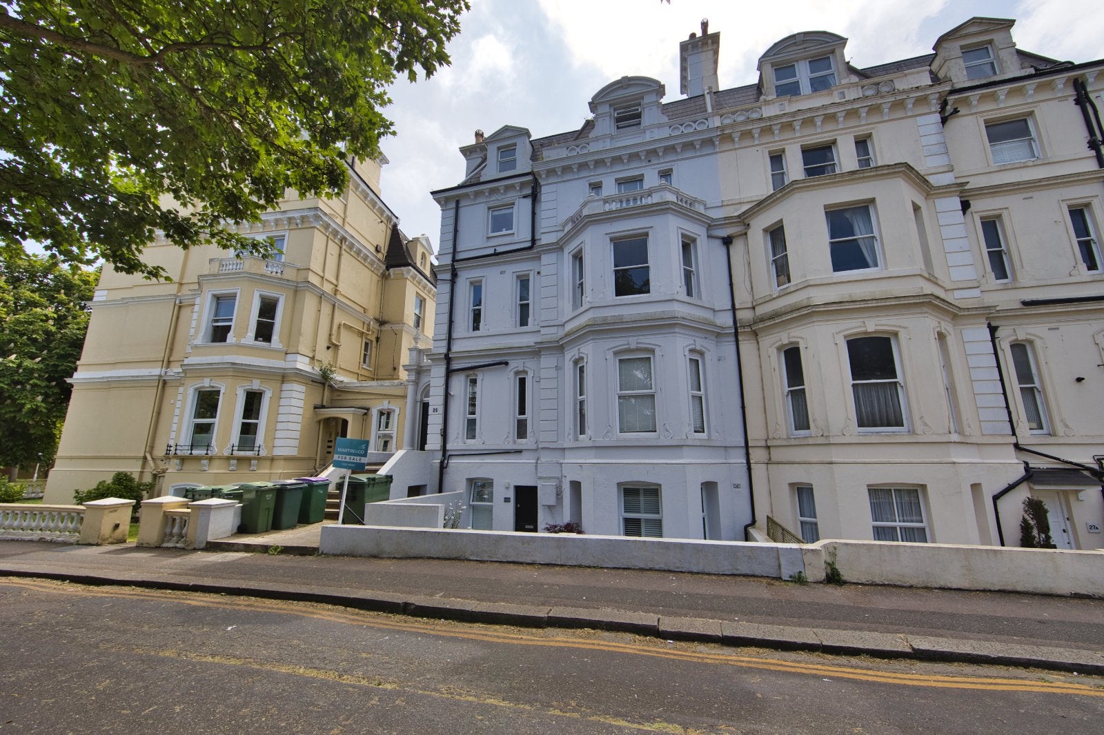 Flat Augusta Gardens in Folkestone and Hythe District