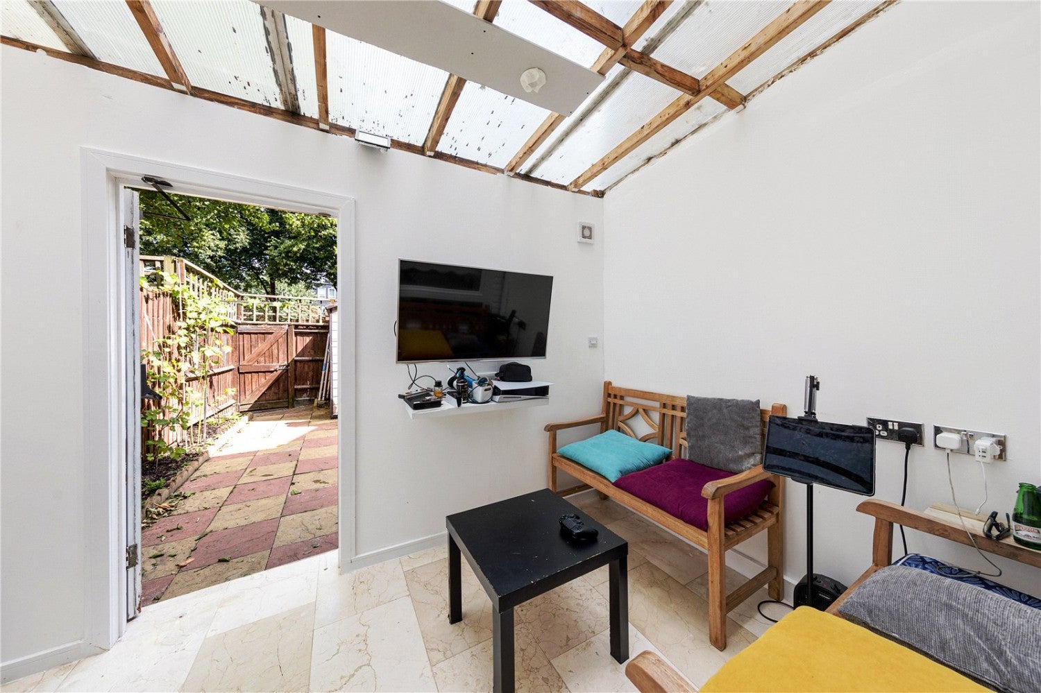 House Kessock Close in Greater London
