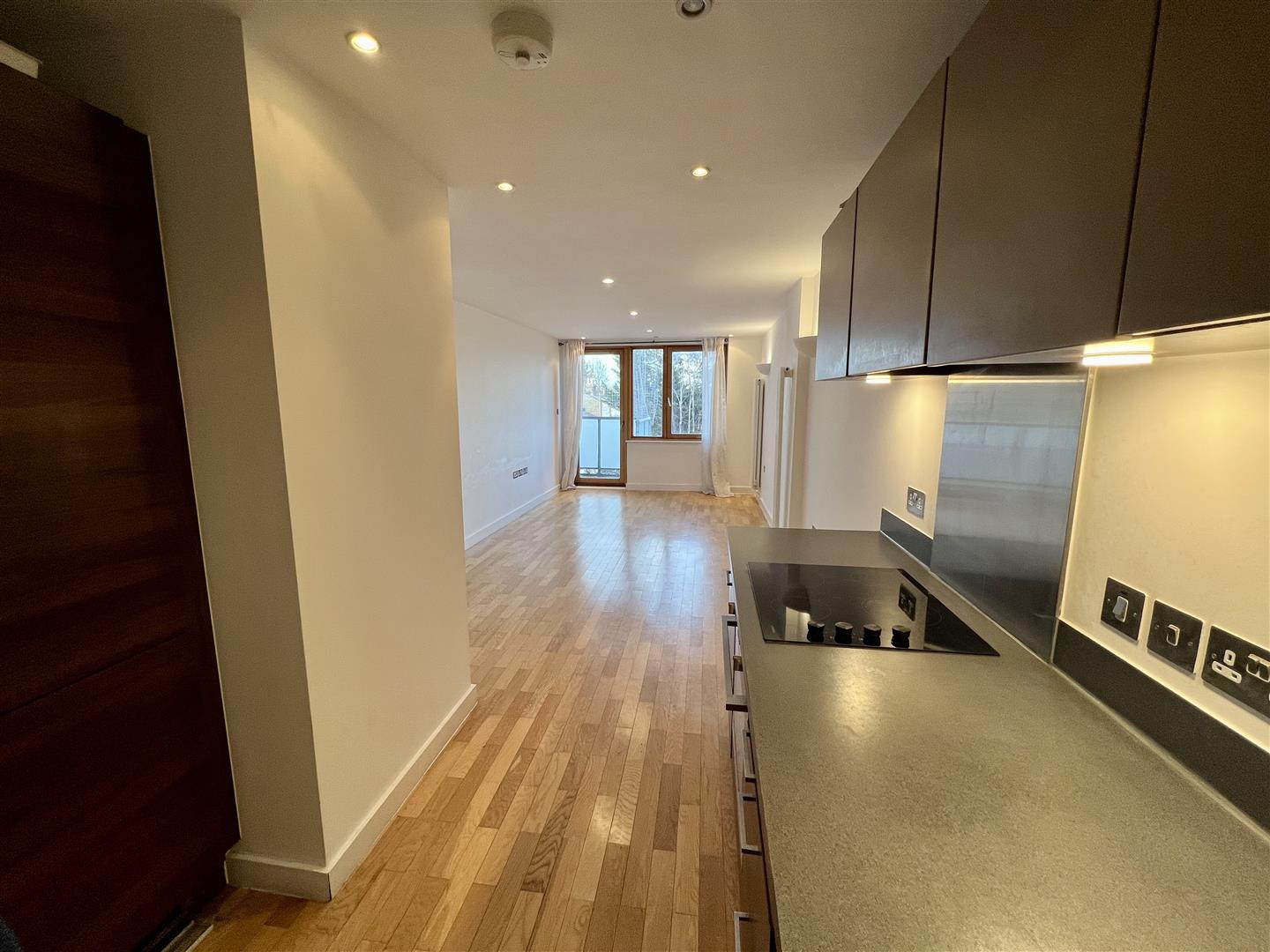 Flat Pemdevon Road in Greater London