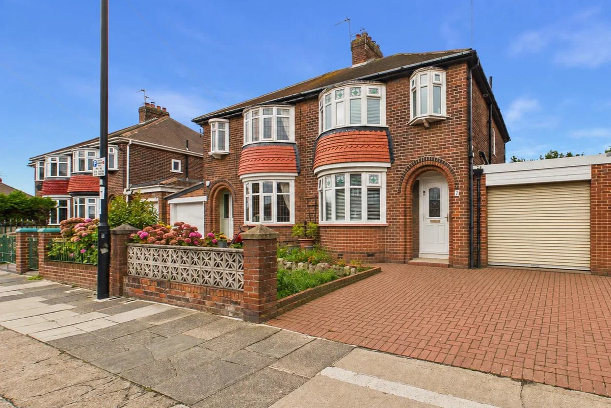 House Alston Crescent in Sunderland