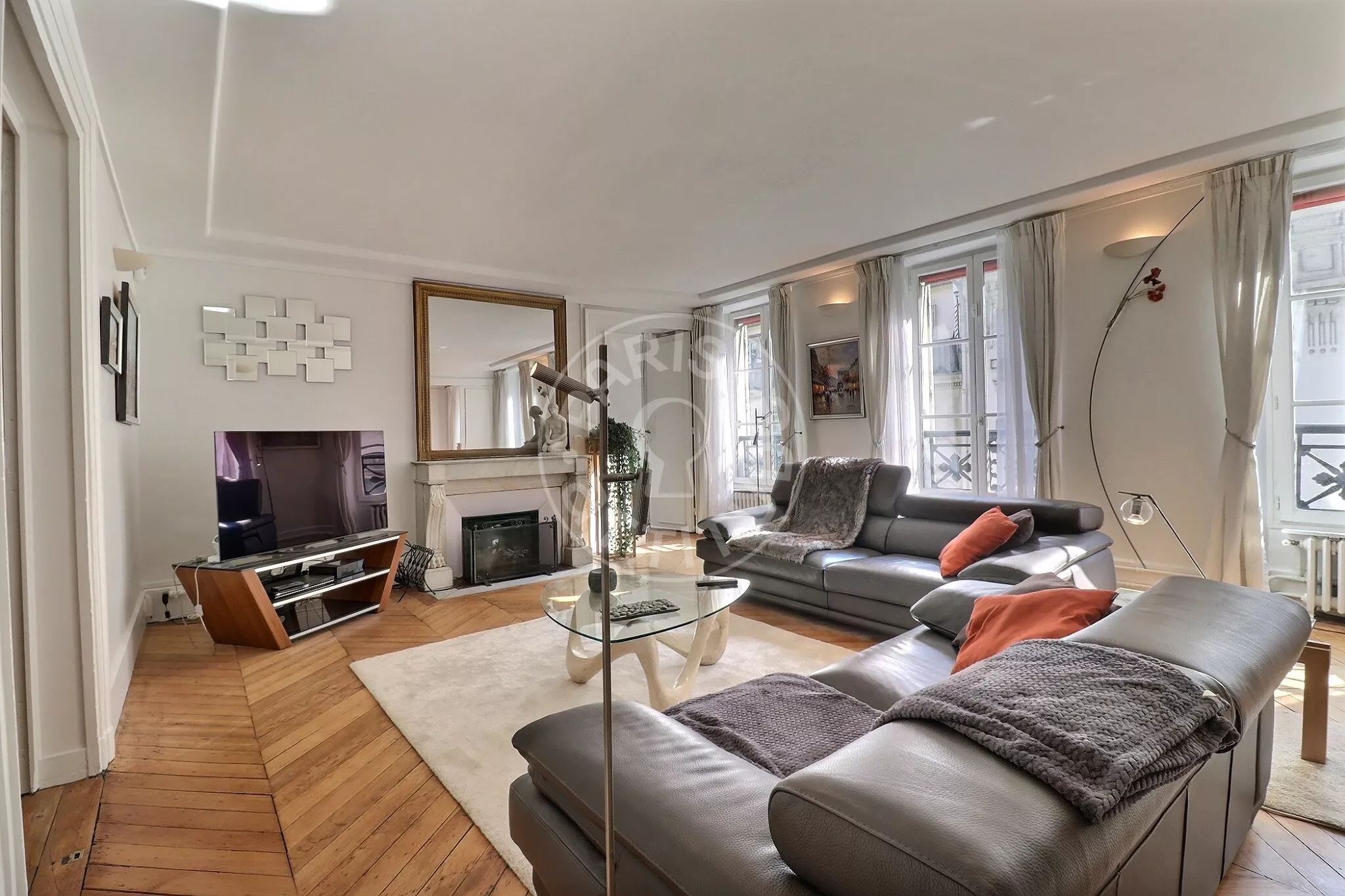 Appartement Rue Saint-Roch à Paris