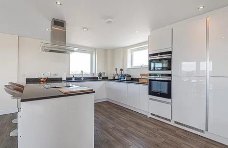 Flat Wallingford Way in Maidenhead
