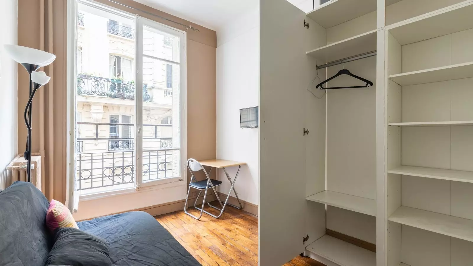 Flat Rue de Lévis in Paris