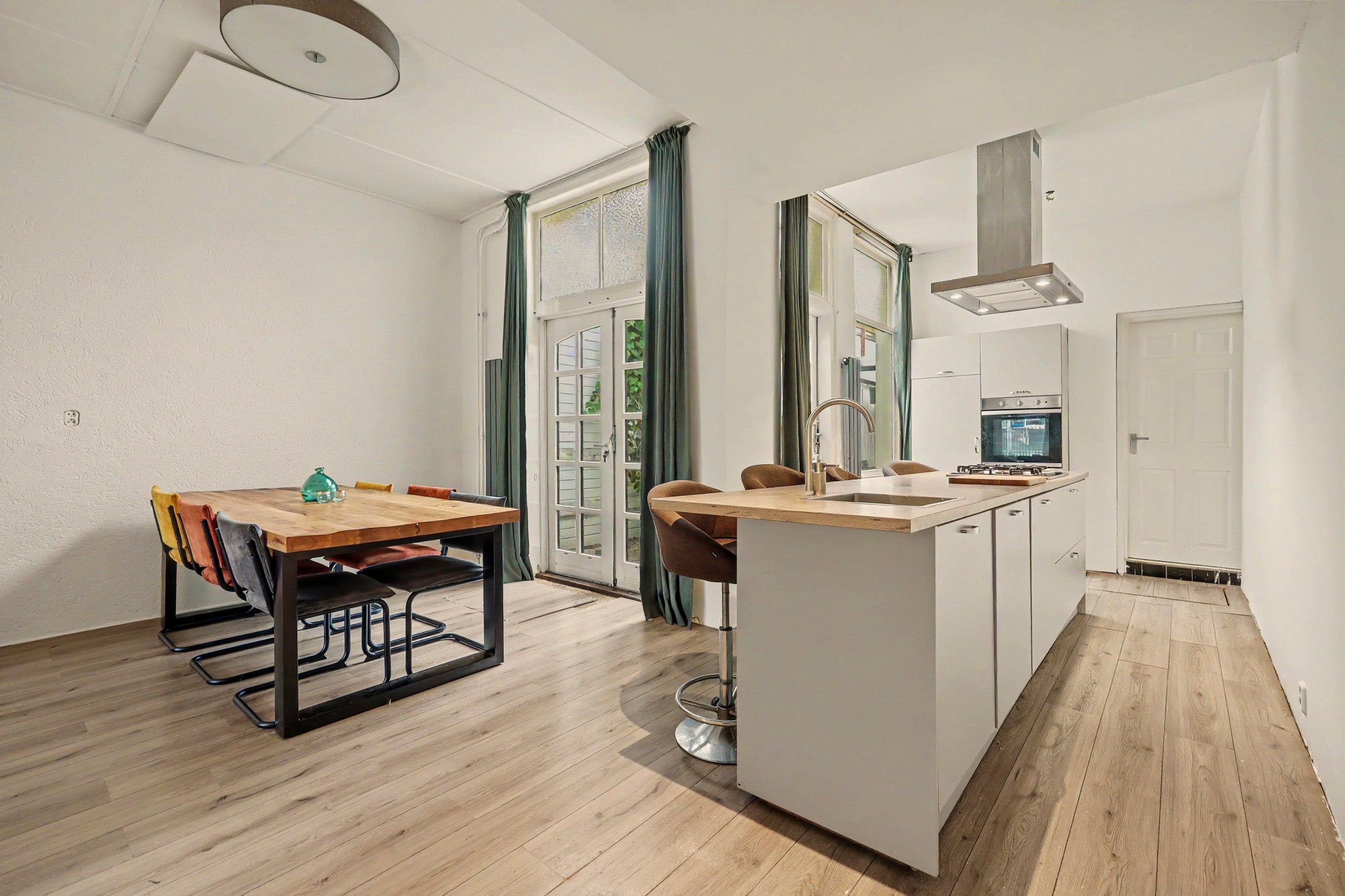 Tussenwoning te koop: Bouwen Ewoutstraat 64, Vlissingen