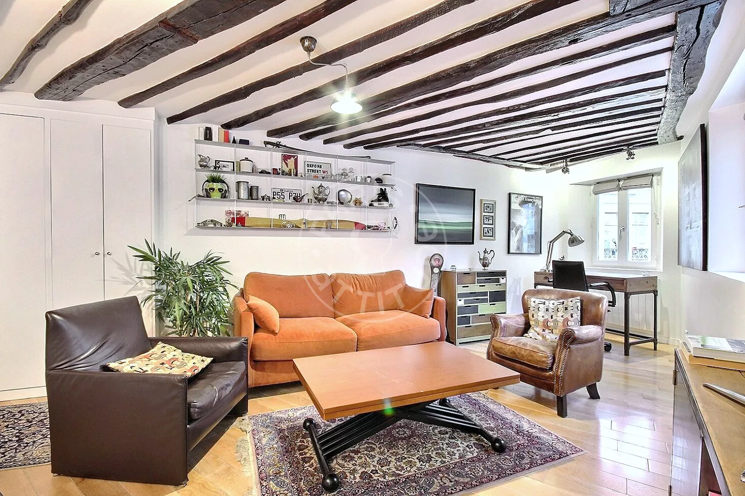 Flat Rue du Cherche-Midi in Paris