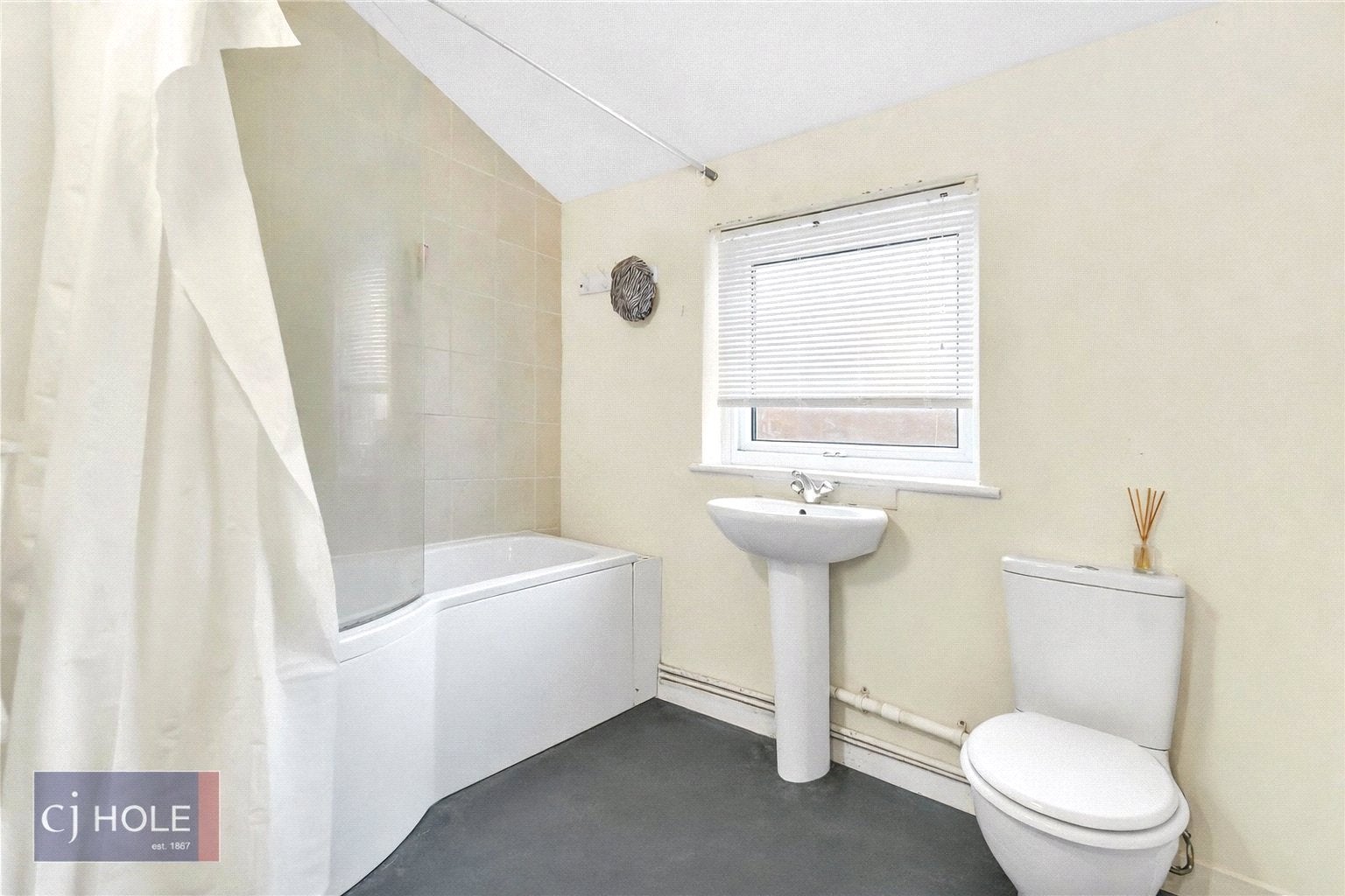 Room Ashley Down Road in Bristol