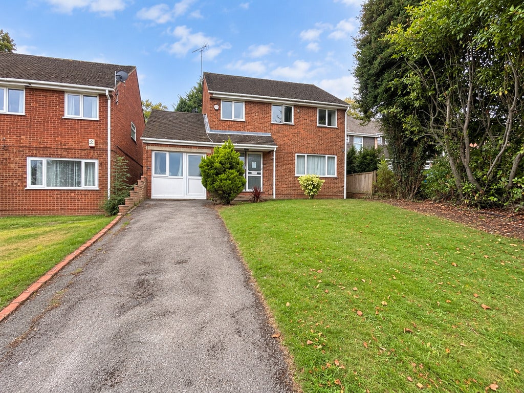Room Sabina Close in High Wycombe