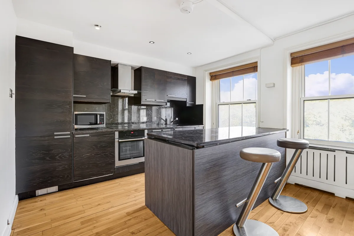 Flat Rutland Gate in City of Westminster