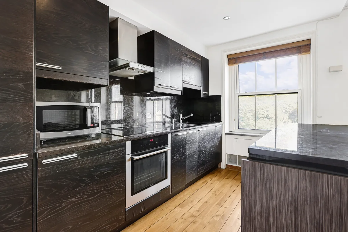 Flat Rutland Gate in City of Westminster