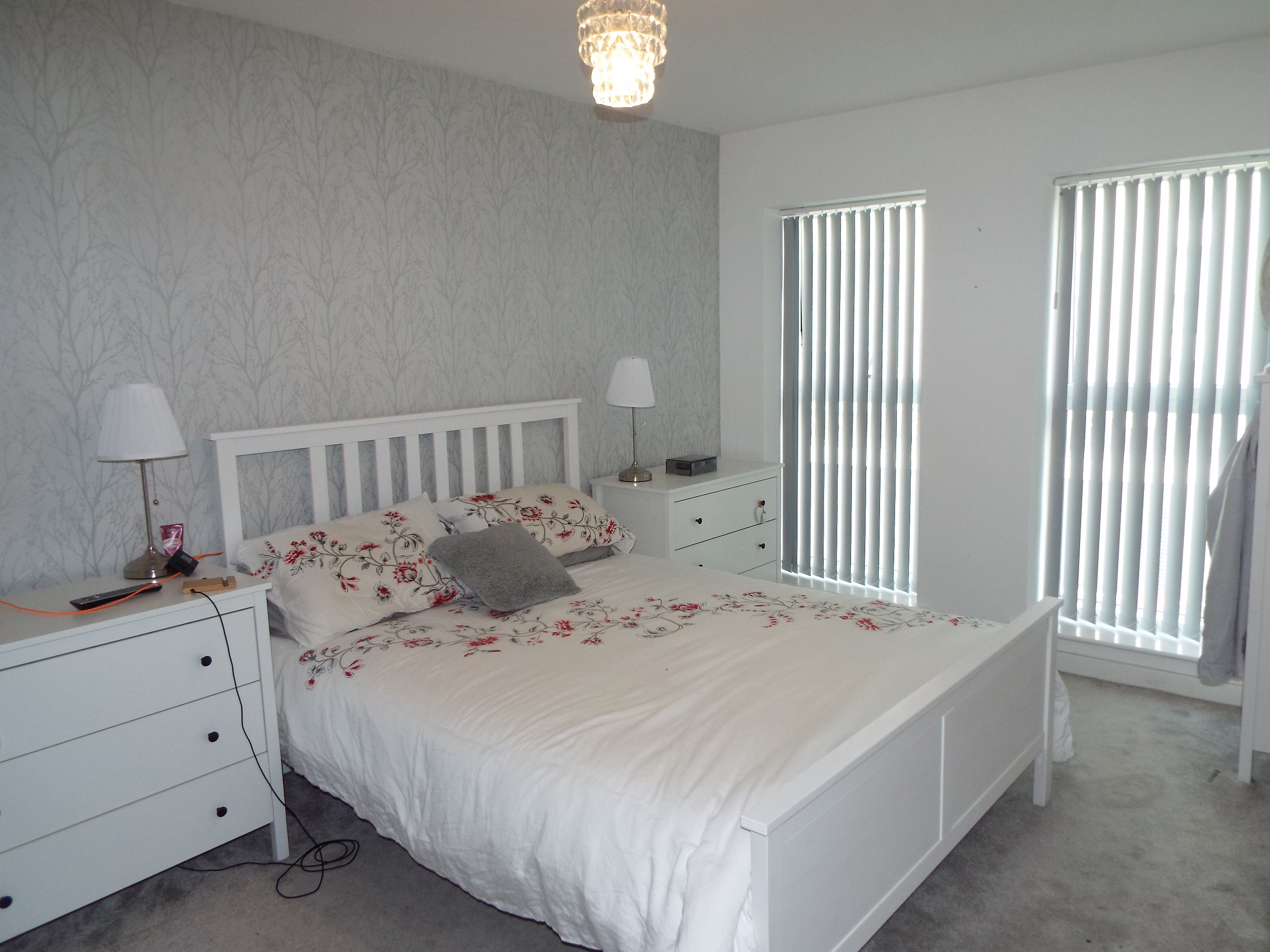 Flat Clovelly Place in Dartford