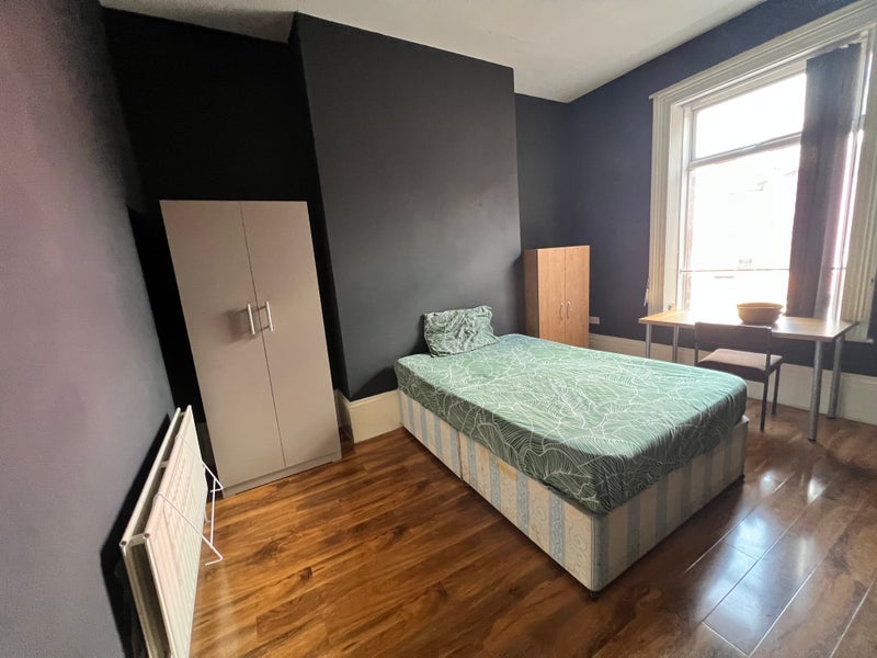 Room Fox Street in Sunderland