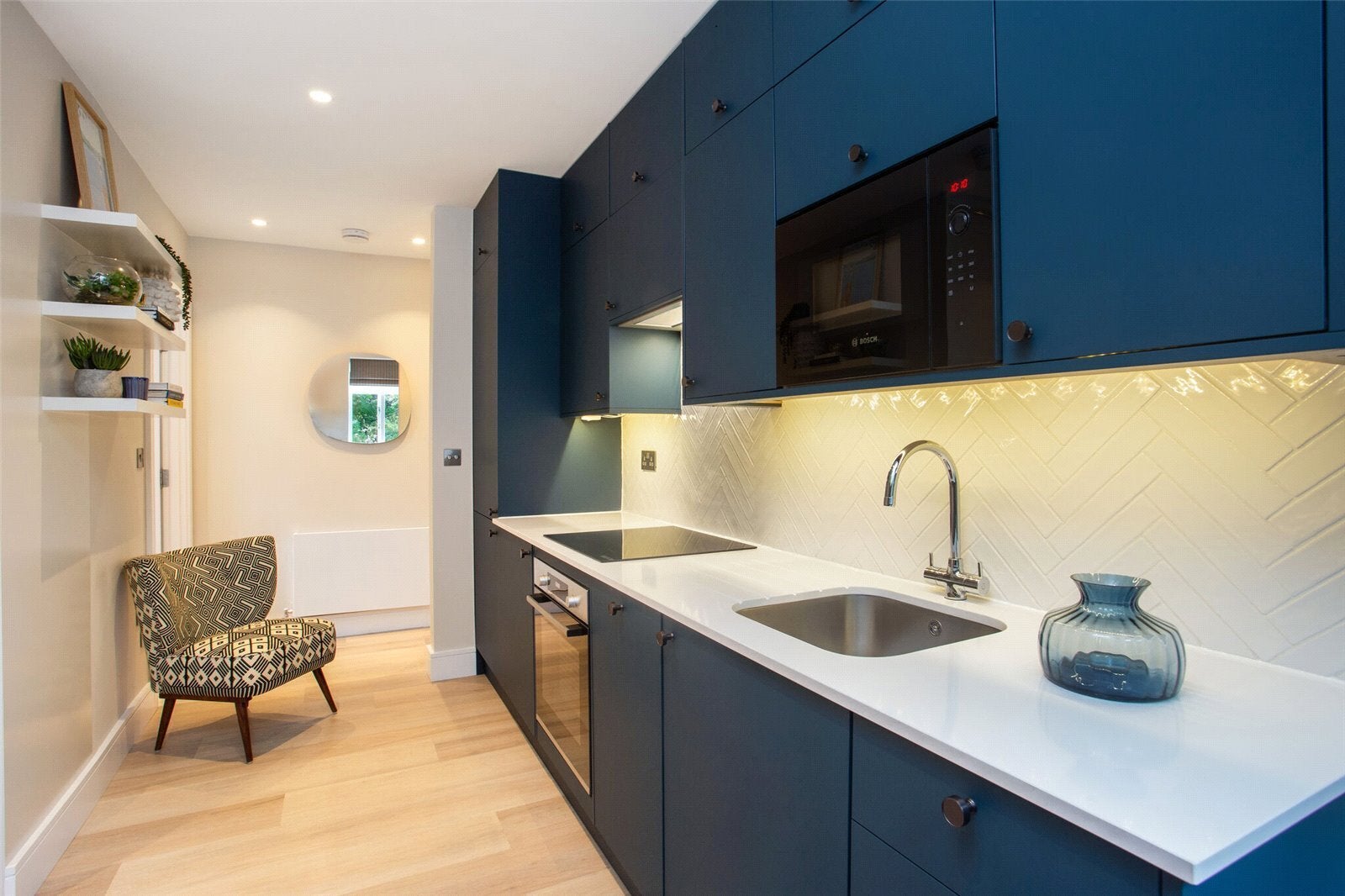 Flat Langland Gardens in Greater London