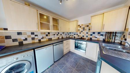 Flat Hartfield Road in Eastbourne