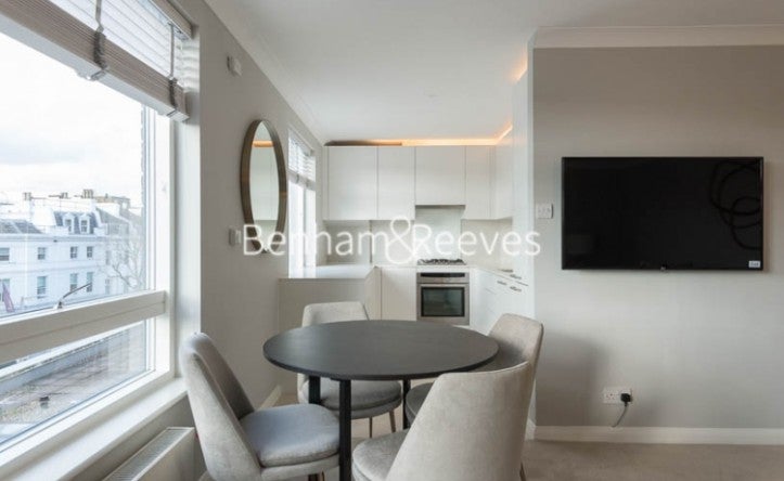 Flat Fulham Road in Greater London