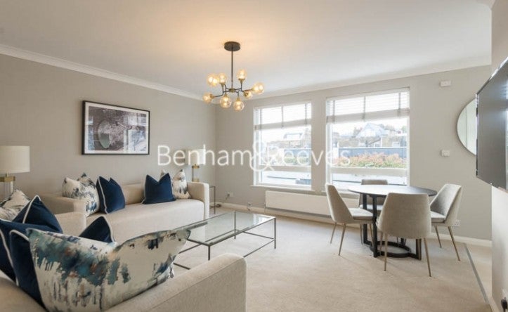 Flat Fulham Road in Greater London