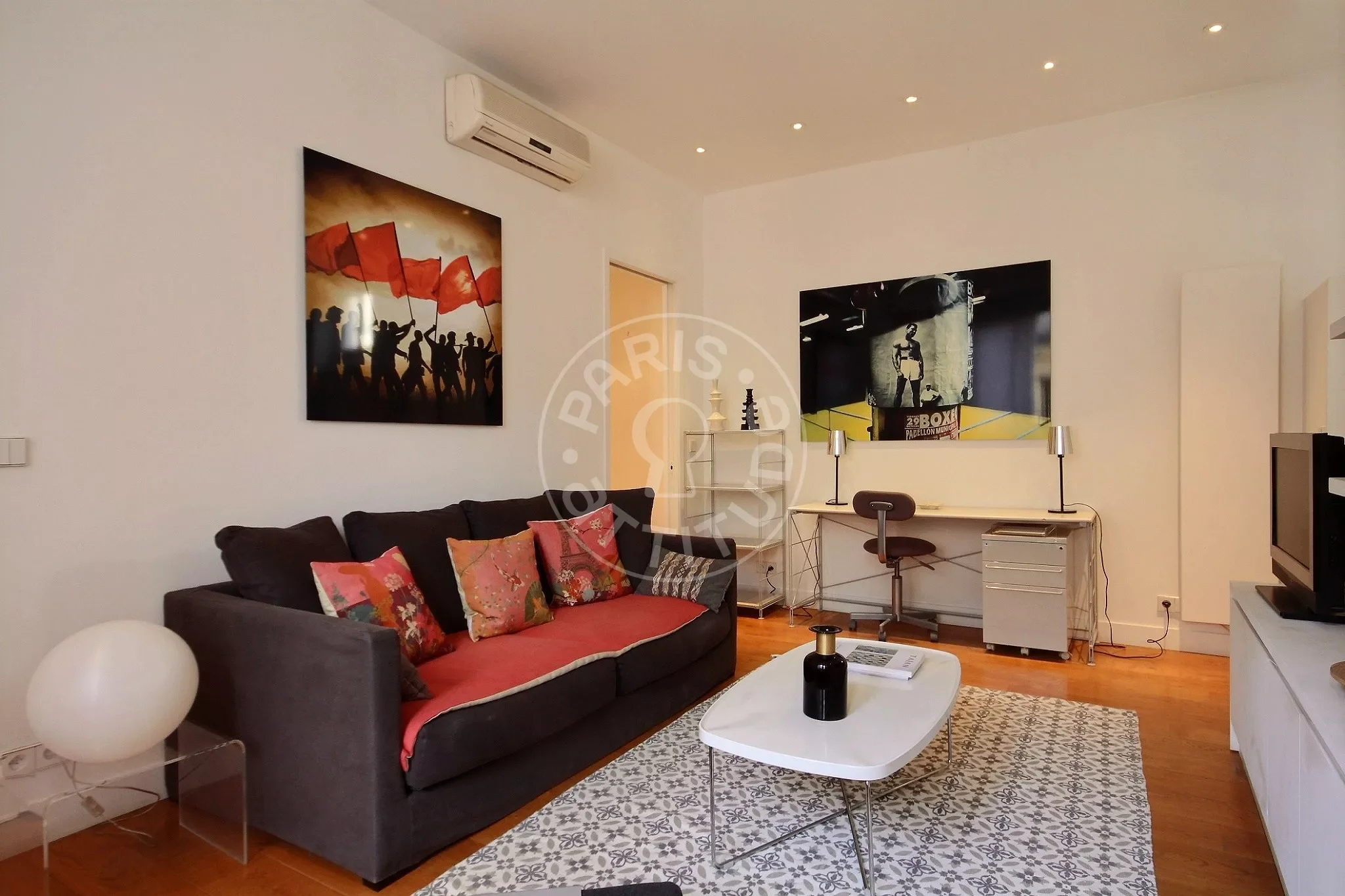 Appartement Rue du Vieux Colombier à Paris
