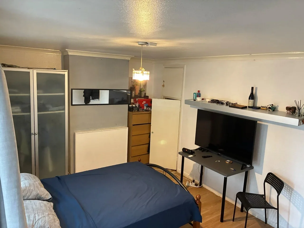 Room Disraeli Road in Greater London