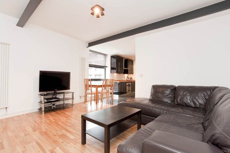 Room Burford Road in Greater London