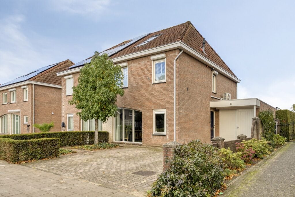 Huis Nieuwkuijksestraat 6 in Nieuwkuijk
