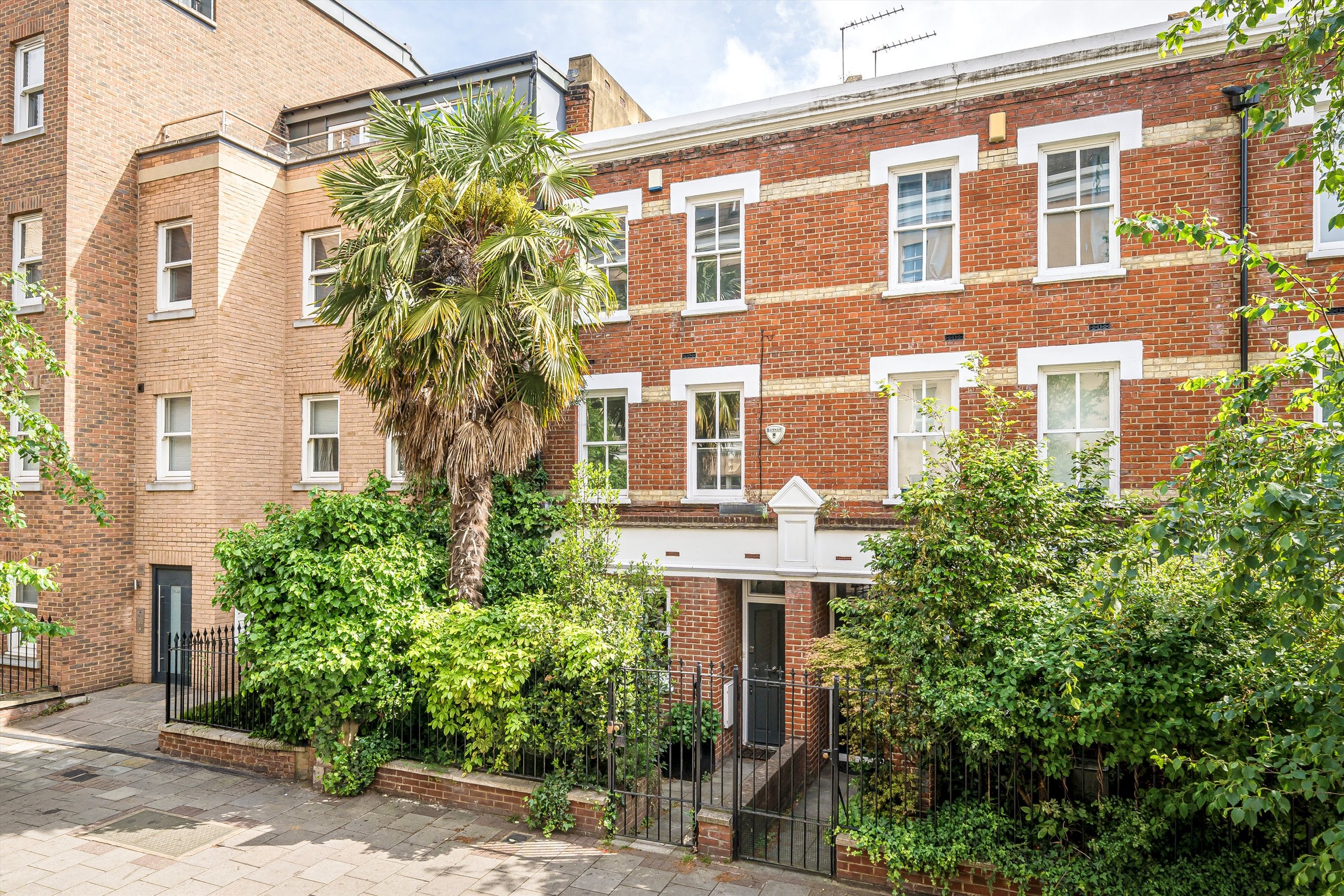 House Cornwall Road in Greater London