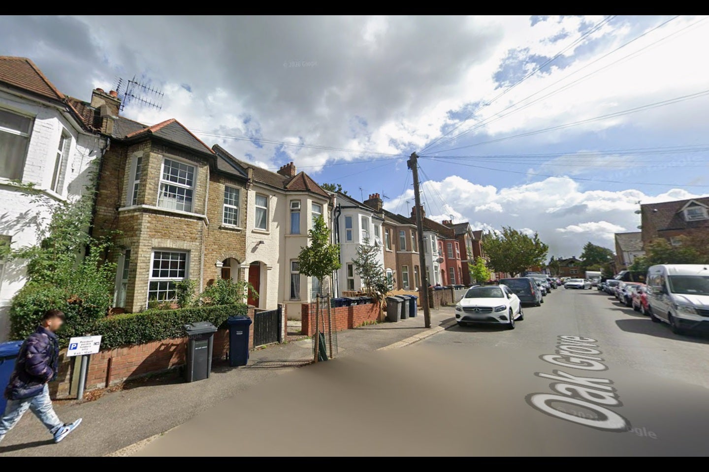 Flat Oak Grove in Greater London