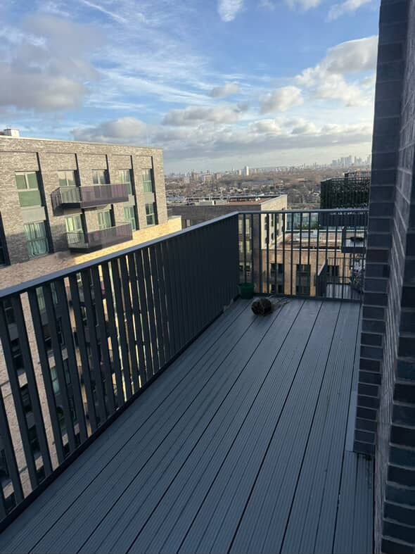 Room Green Lanes in Greater London