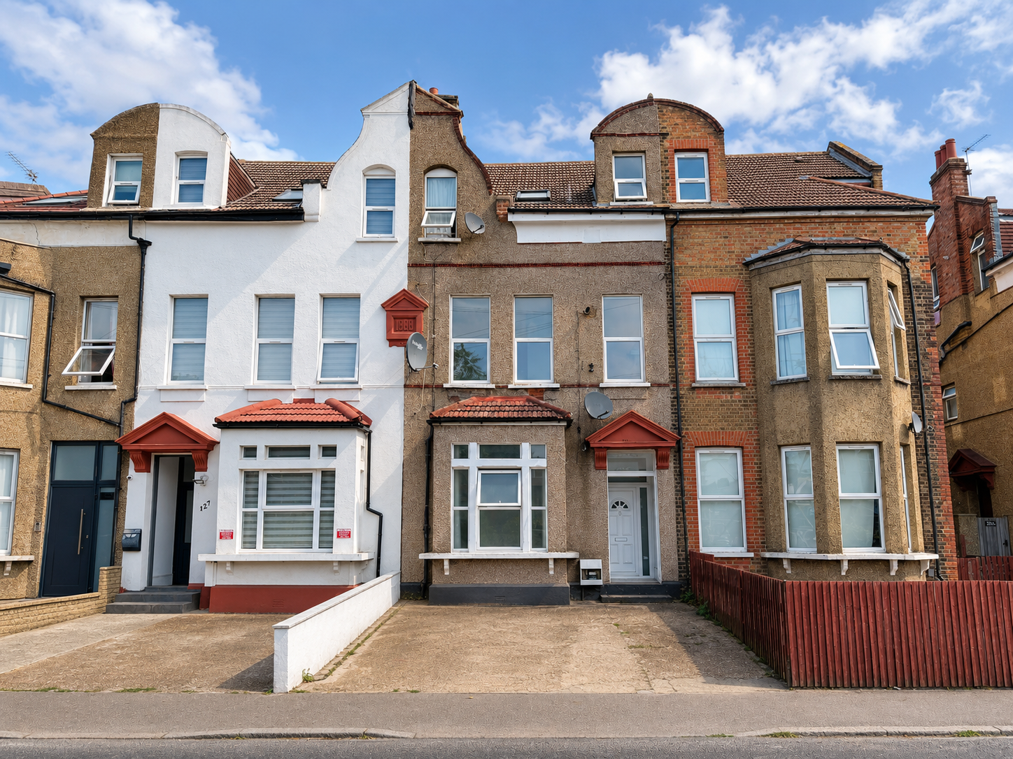 Flat Arthur Road in Greater London