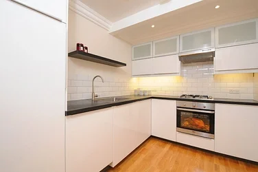 Flat Flaxman Road in London